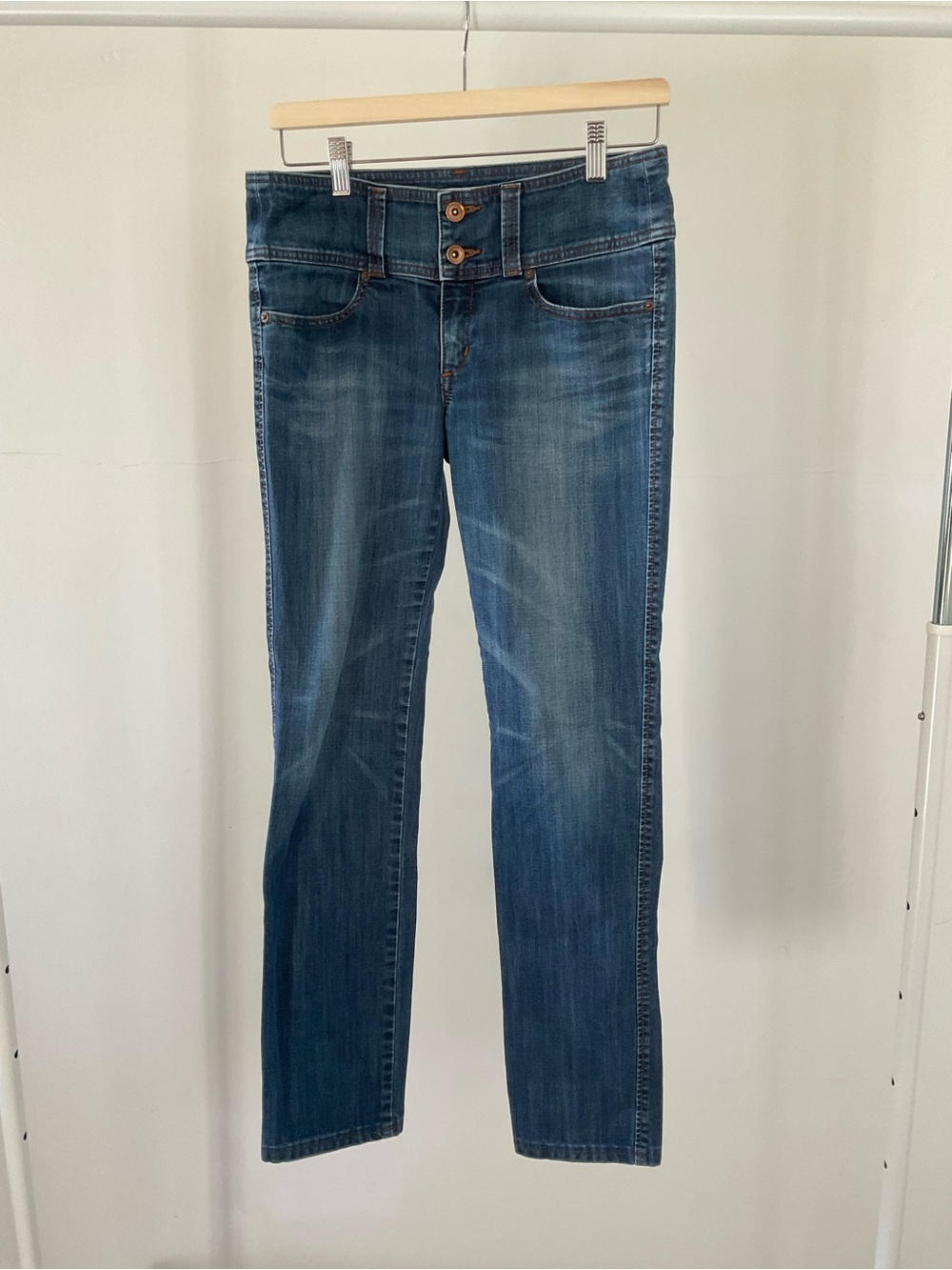 Brappers Vintage Y2K Low-Rise jeans with Embellished pockets